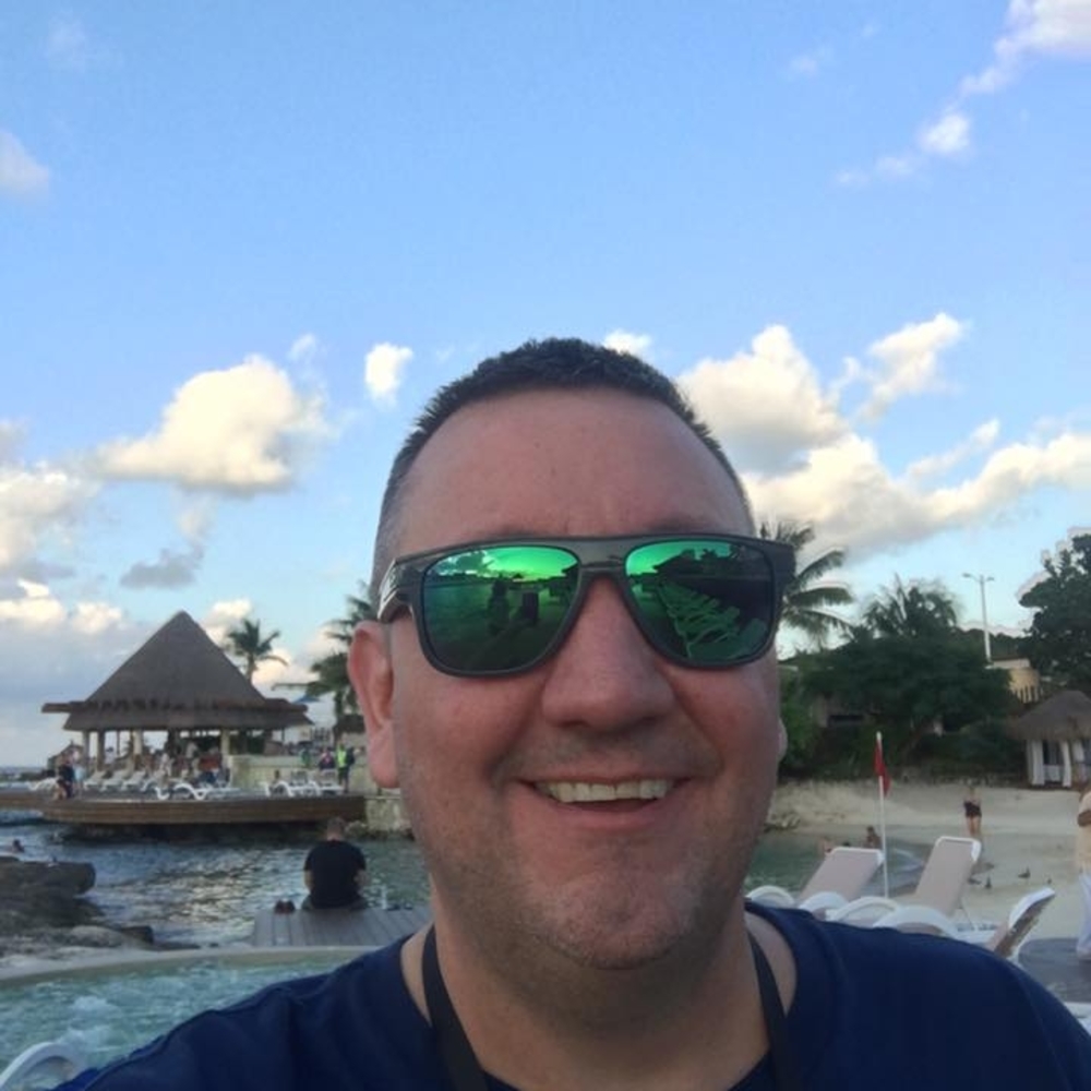 Meet your Posher, Mike